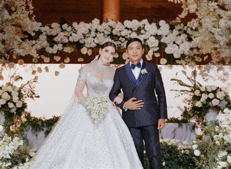 aramina eskandal|Ara Mina .